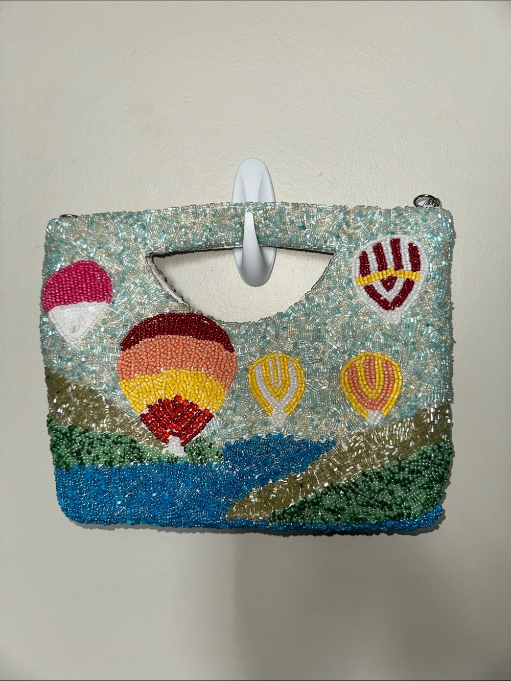 Viral Beaded Hot Air Balloon Handbag - Picture 2 of 5